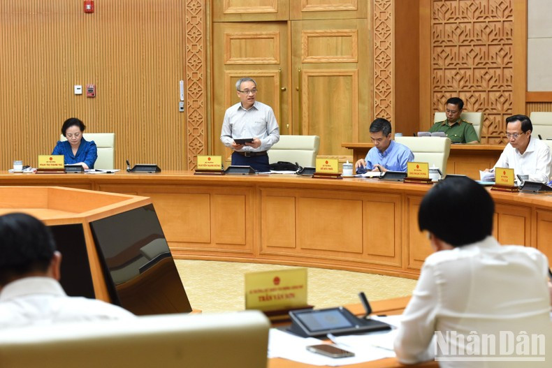 El viceministro de Información y Comunicación habla en la cita. El viceministro de Información y Comunicación habla en la cita.