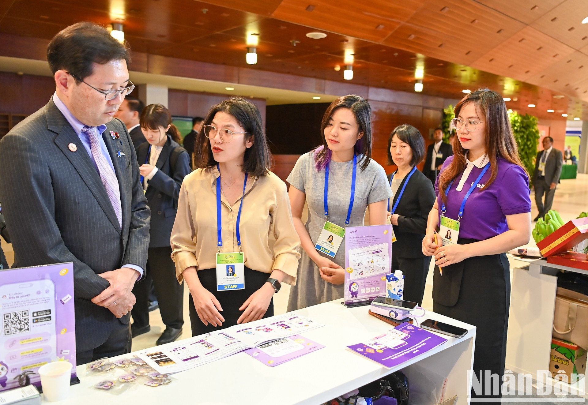 La plataforma digital Loyalty presenta el servicio de atención al cliente. La plataforma digital Loyalty presenta el servicio de atención al cliente.