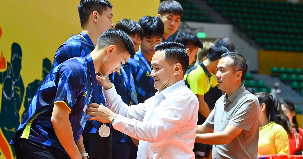 [Foto] Clausuran el 43 Campeonato Nacional de Tenis de Mesa del periódico Nhan Dan