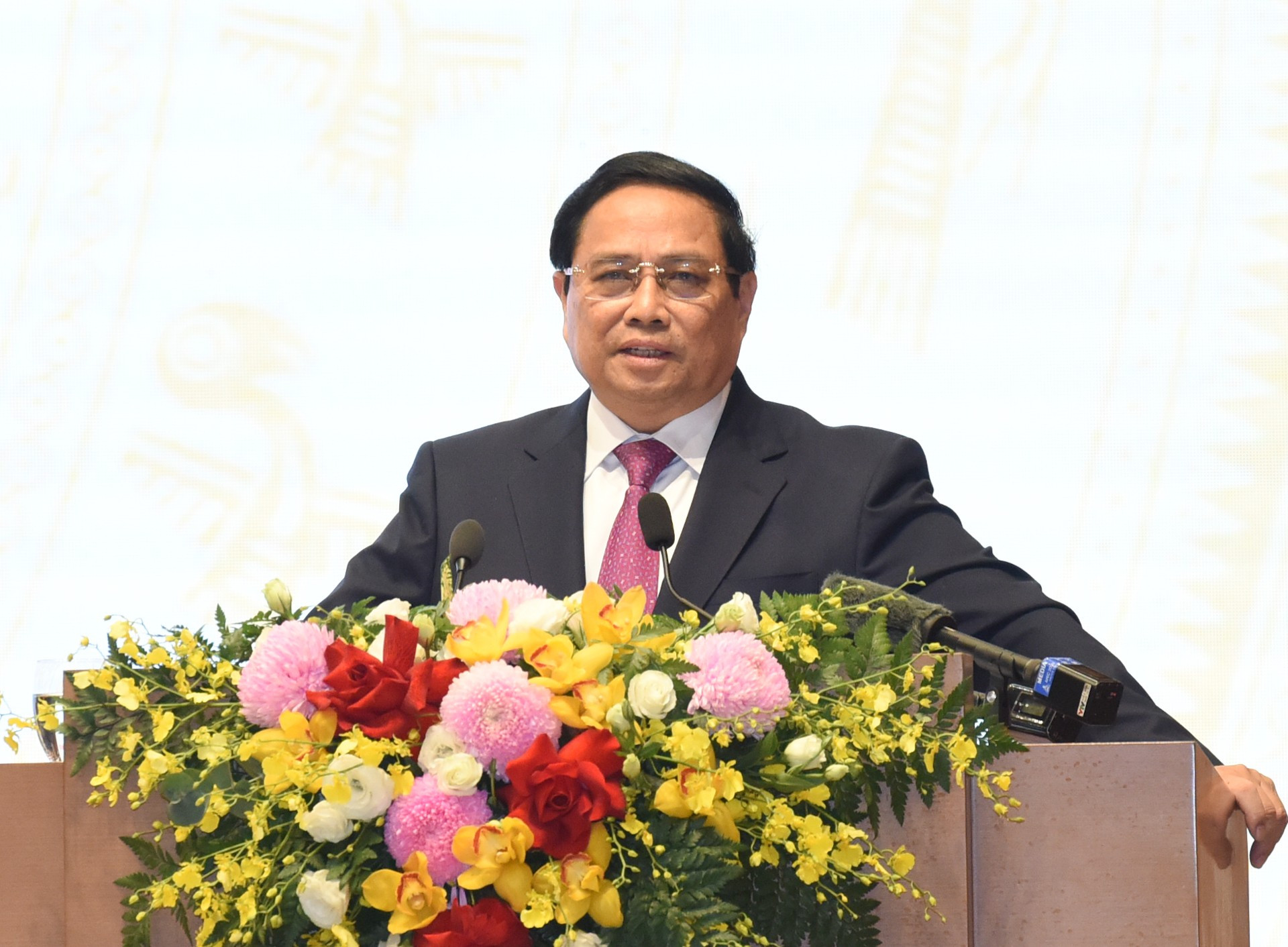 El premier Pham Minh Chinh habla en la conferencia. El premier Pham Minh Chinh habla en la conferencia.