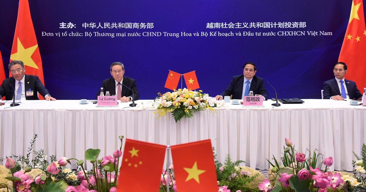 [Foto] Premieres de Vietnam y China asisten al Taller de negocios entre ambos países