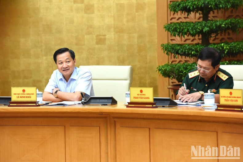 El viceprimer ministro Le Minh Khai. El viceprimer ministro Le Minh Khai.