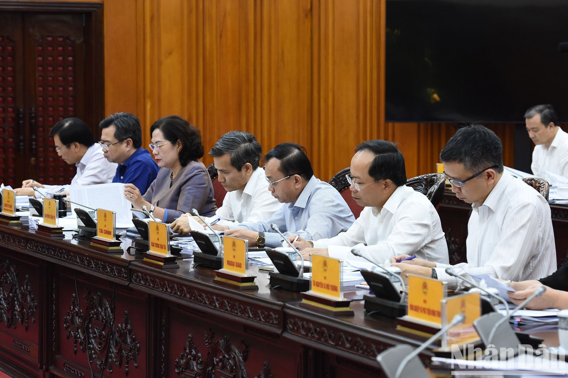 Representantes de sectores y ministerios asisten a la cita. Representantes de sectores y ministerios asisten a la cita.