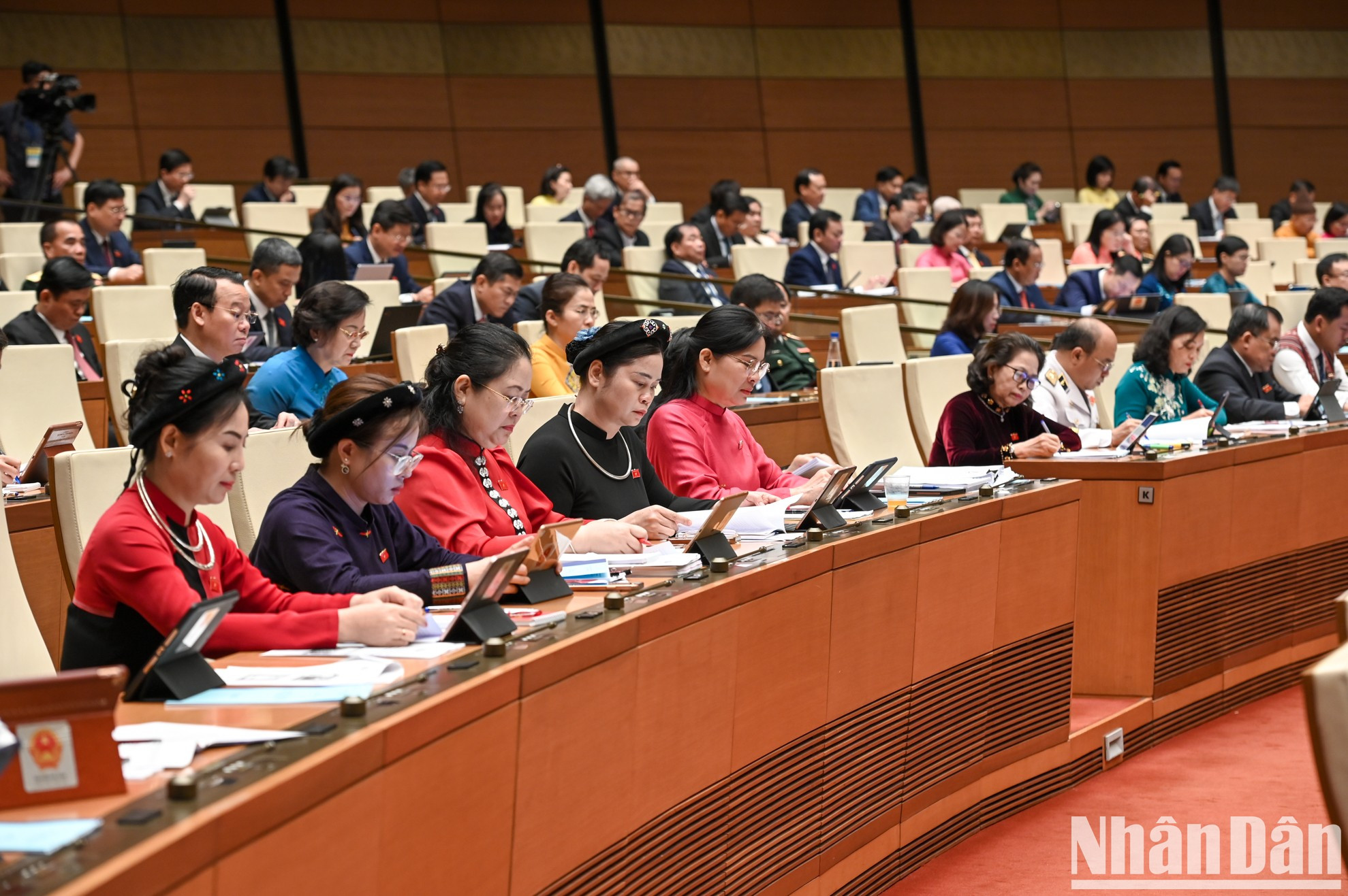 Diputados acuden al evento.
