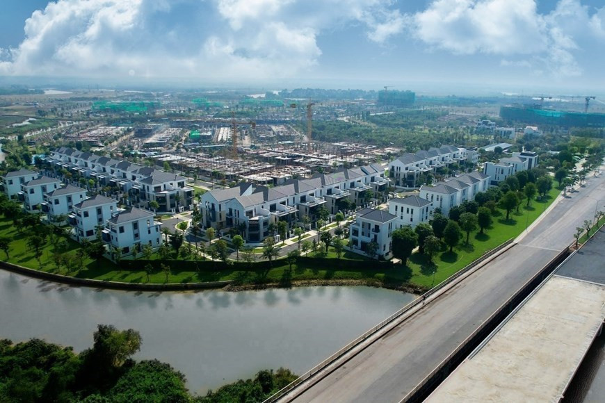 El plan de área urbana Aqua City, ubicado a lo largo del río Dong Nai, se implementa como parte de los preparativos para el aprovechamiento de las ventajas brindadas por el proyecto del Aeropuerto Internacional de Long Thanh (Foto: VNA) El plan de área urbana Aqua City, ubicado a lo largo del río Dong Nai, se implementa como parte de los preparativos para el aprovechamiento de las ventajas brindadas por el proyecto del Aeropuerto Internacional de Long Thanh (Foto: VNA)