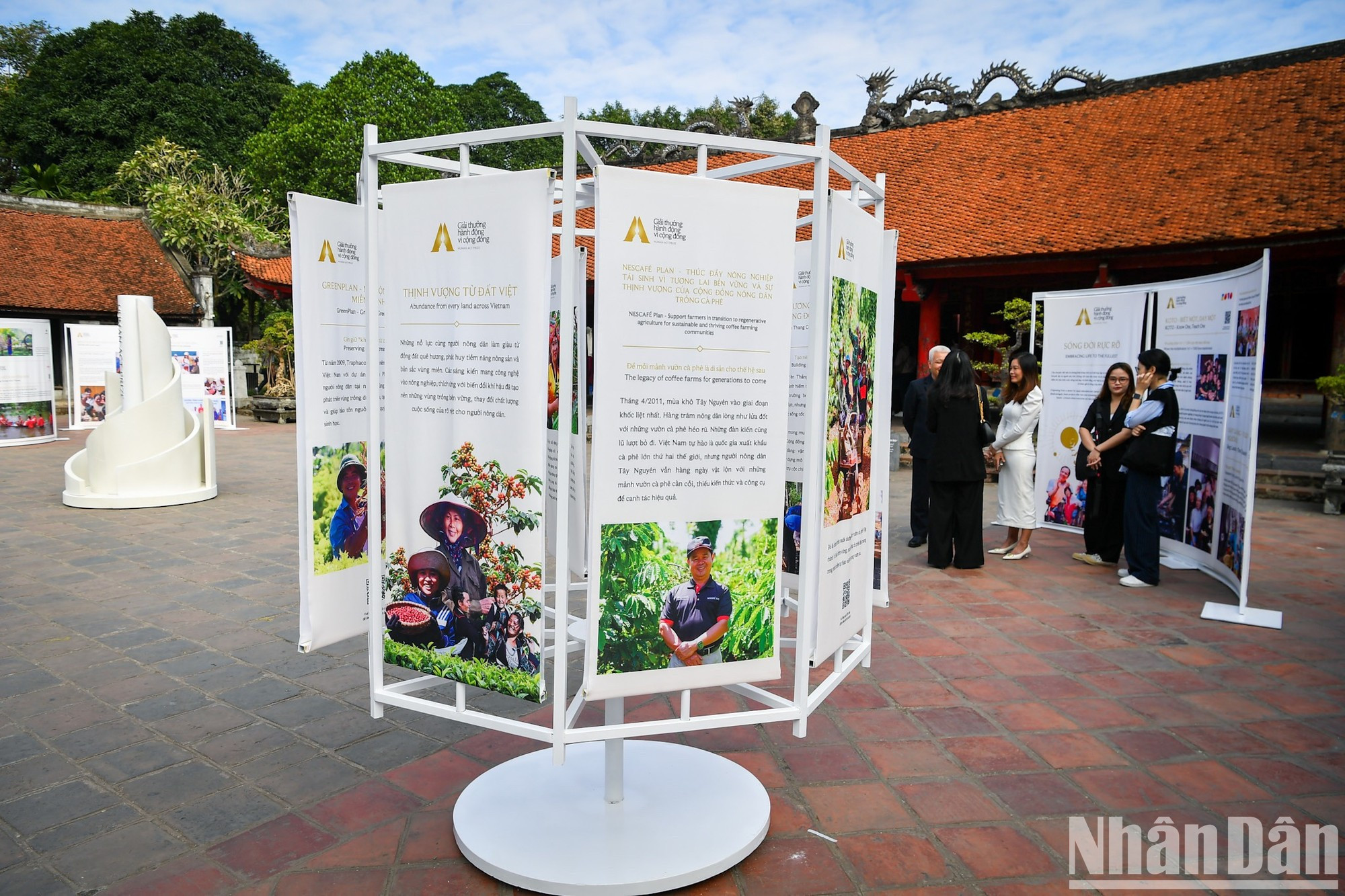 La exposición resalta las iniciativas que benefician a la sociedad. La exposición resalta las iniciativas que benefician a la sociedad.