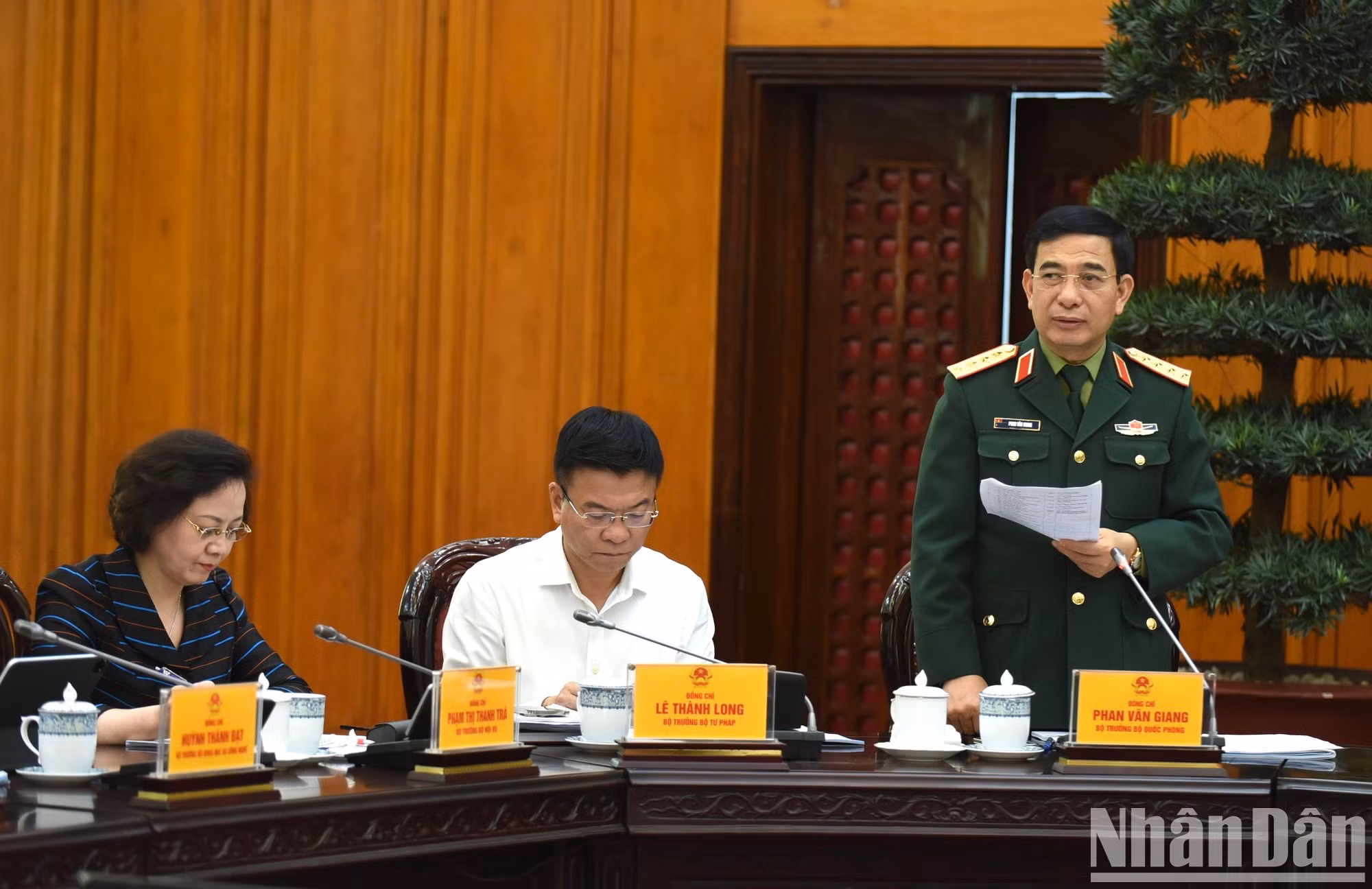 El ministro de Defensa Nacional, Phan Van Giang.