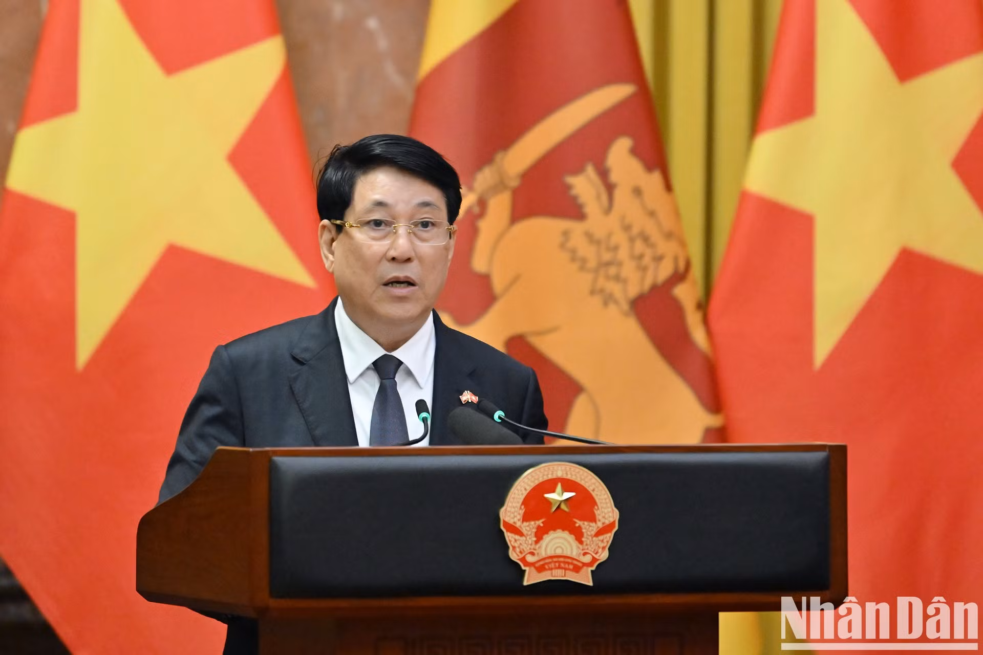 El jefe del Estado vietnamita, Luong Cuong, habla en la cita.