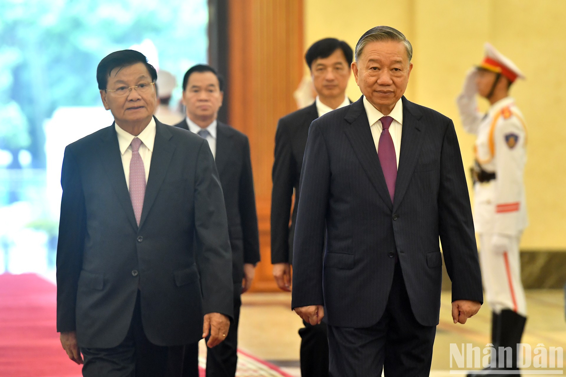 La reunión se realiza en la sede del Comité Central del PCV en Hanói. La reunión se realiza en la sede del Comité Central del PCV en Hanói.