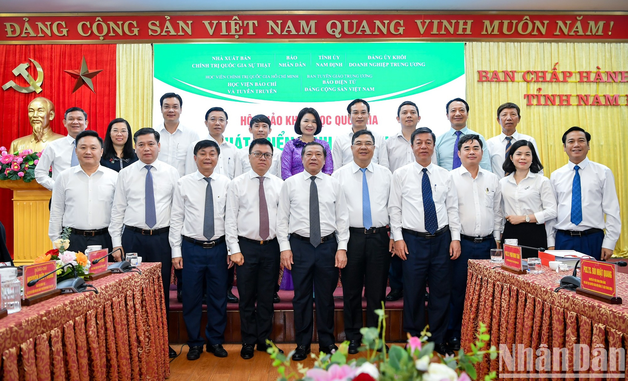 Delegados en el evento. Delegados en el evento.