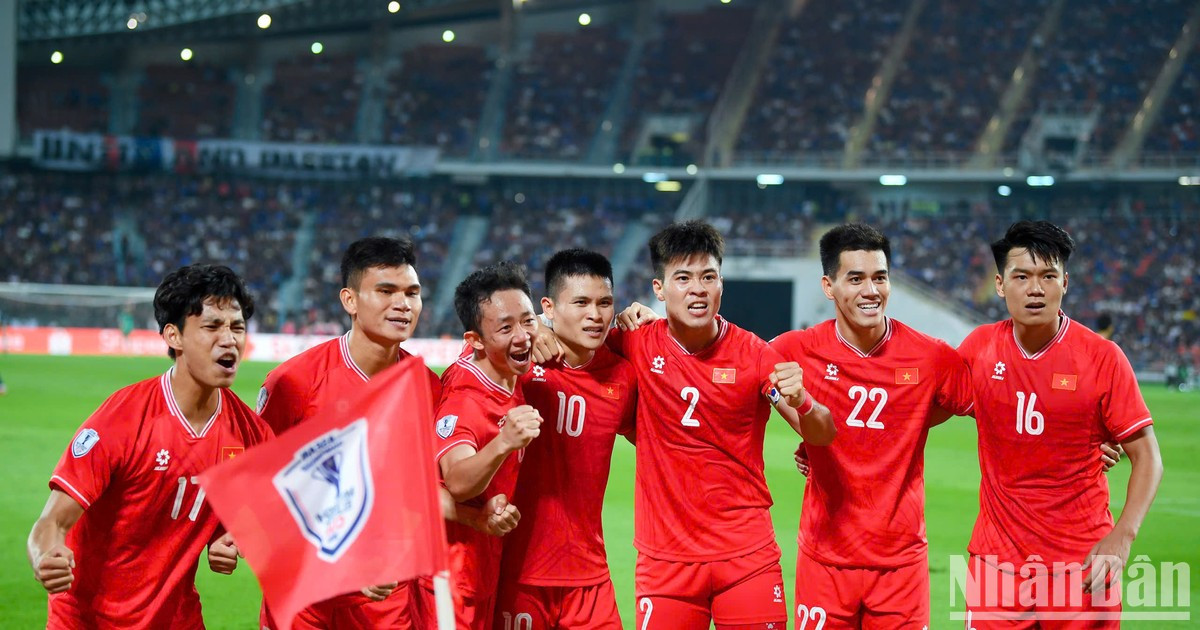 [Fotos] Bellos momentos del partido final de la Copa de Fútbol de la Asean entre Vietnam y Tailandia