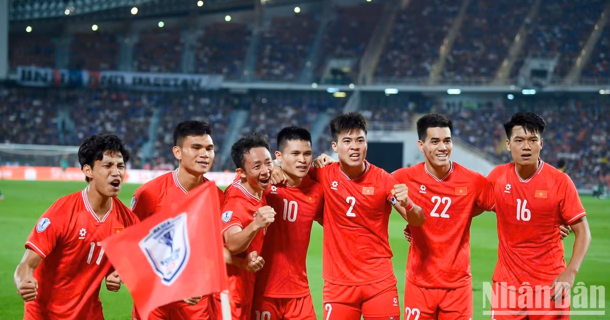 [Fotos] Bellos momentos del partido final de la Copa de Fútbol de la Asean entre Vietnam y Tailandia