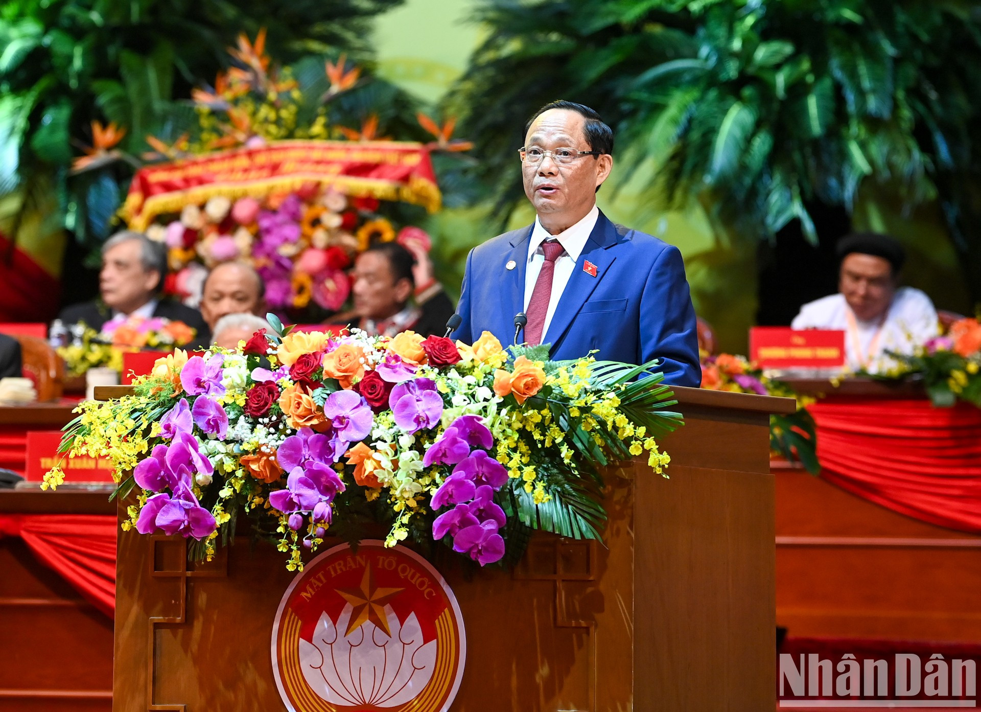 El vicepresidente de la Asamblea Nacional de Vietnam Tran Quang Phuong señala la cooperación entre el Parlamento y el Frente de la Patria. El vicepresidente de la Asamblea Nacional de Vietnam Tran Quang Phuong señala la cooperación entre el Parlamento y el Frente de la Patria.