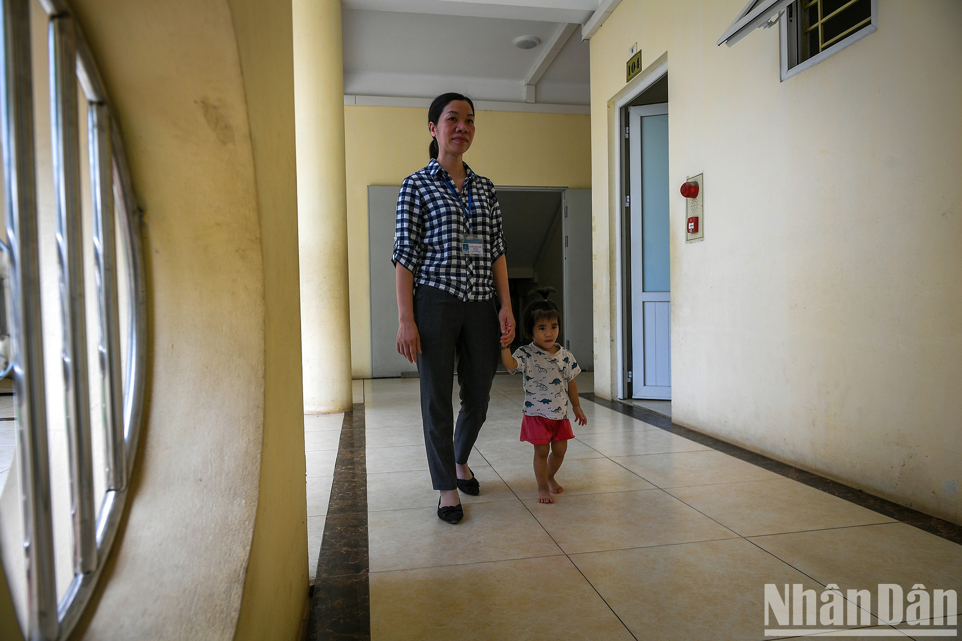 Sonrisas de pequeños ángeles en centro de protección social ảnh 11
