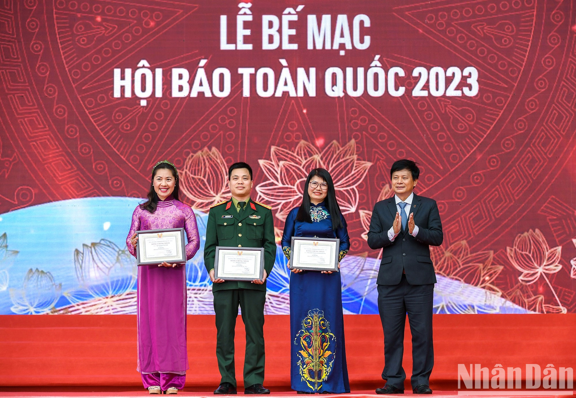 Clausuran Festival Nacional de Prensa de Vietnam 2023 ảnh 10 Clausuran Festival Nacional de Prensa de Vietnam 2023 ảnh 10