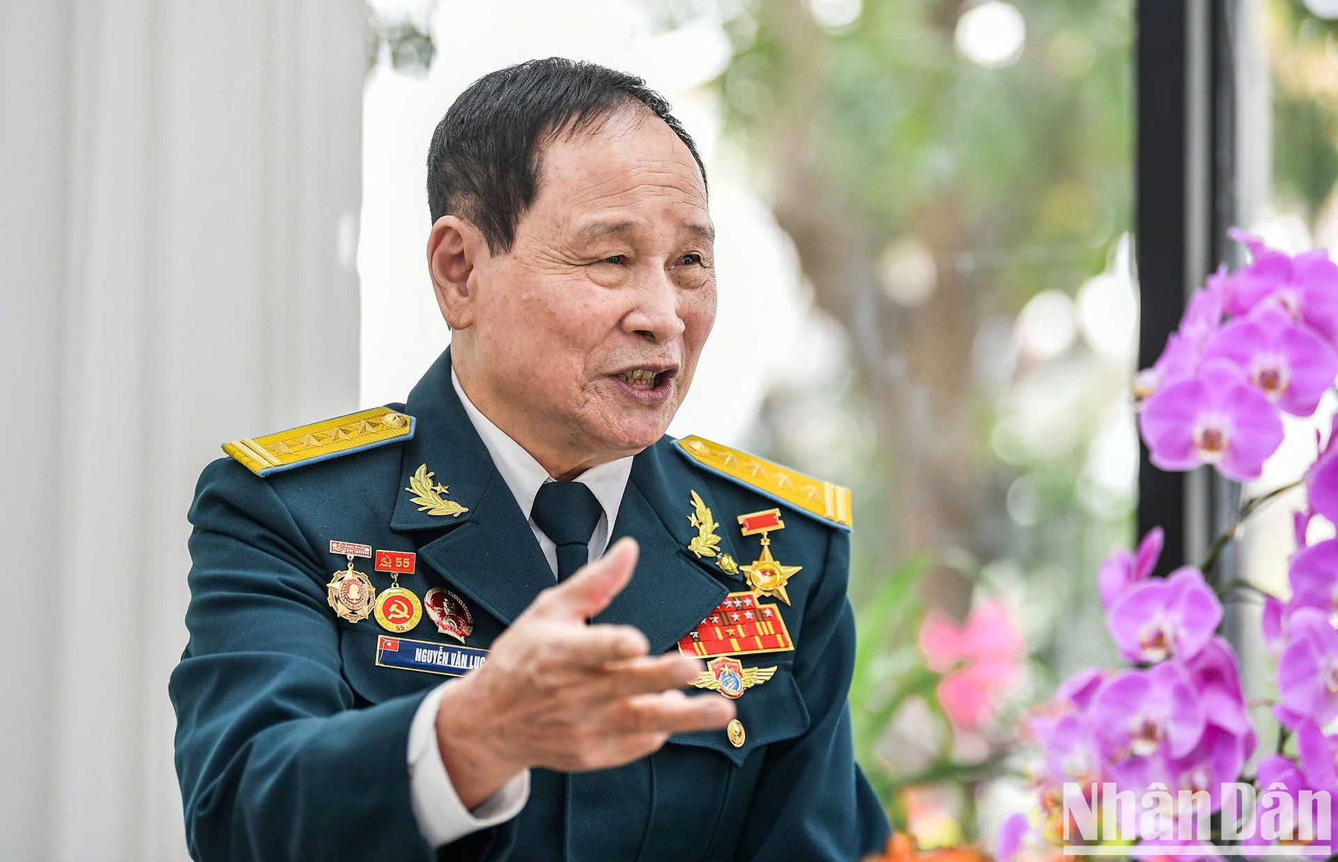 El capitán Nguyen Van Luc, héroe de las Fuerzas Armadas Populares, habla de la fecha en la que recibió la misión de atacar el aeropuerto de Tan Son Nhat el 28 de abril de 1975.