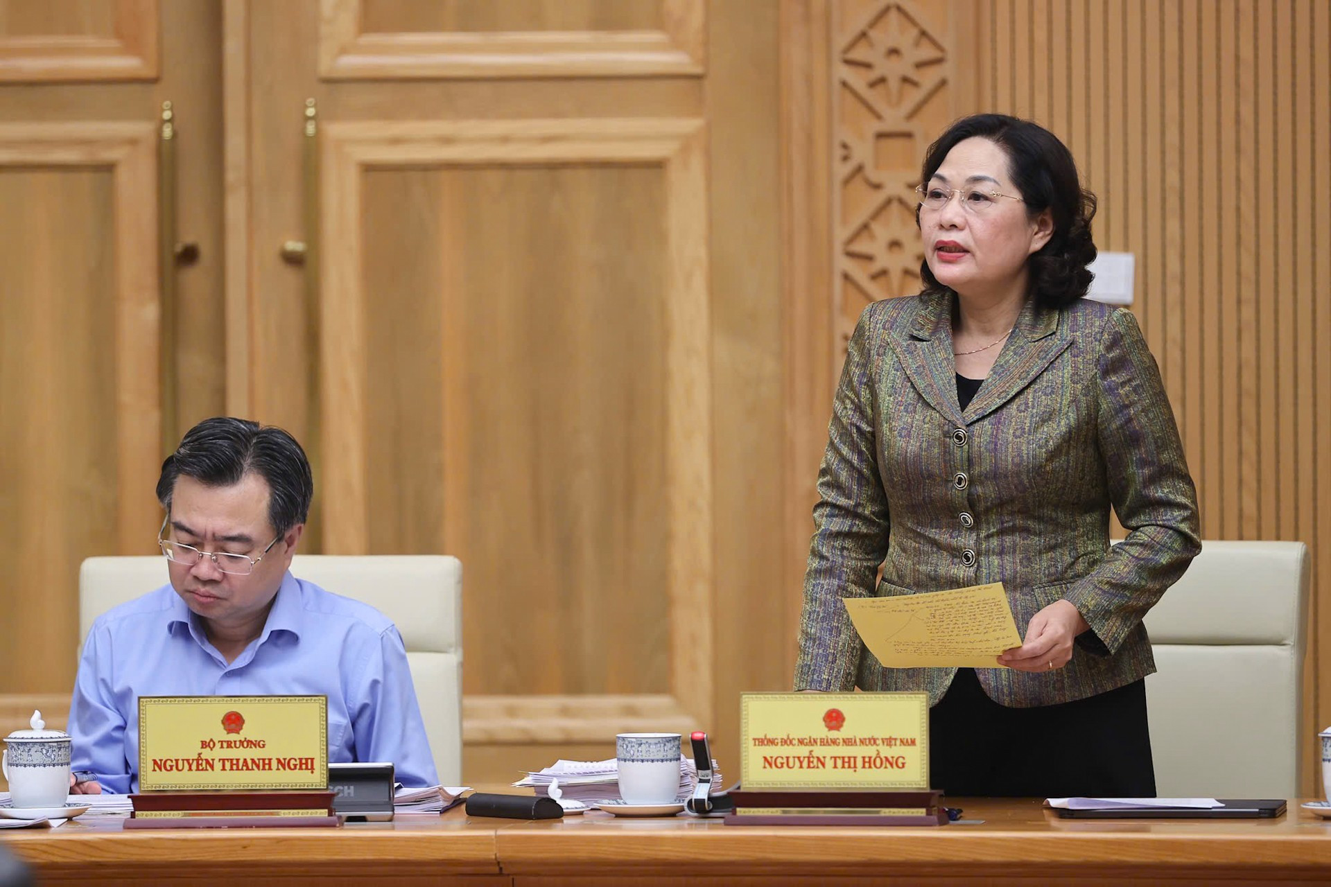 La gobernadora del Banco Estatal de Vietnam, Nguyen THi Hong.