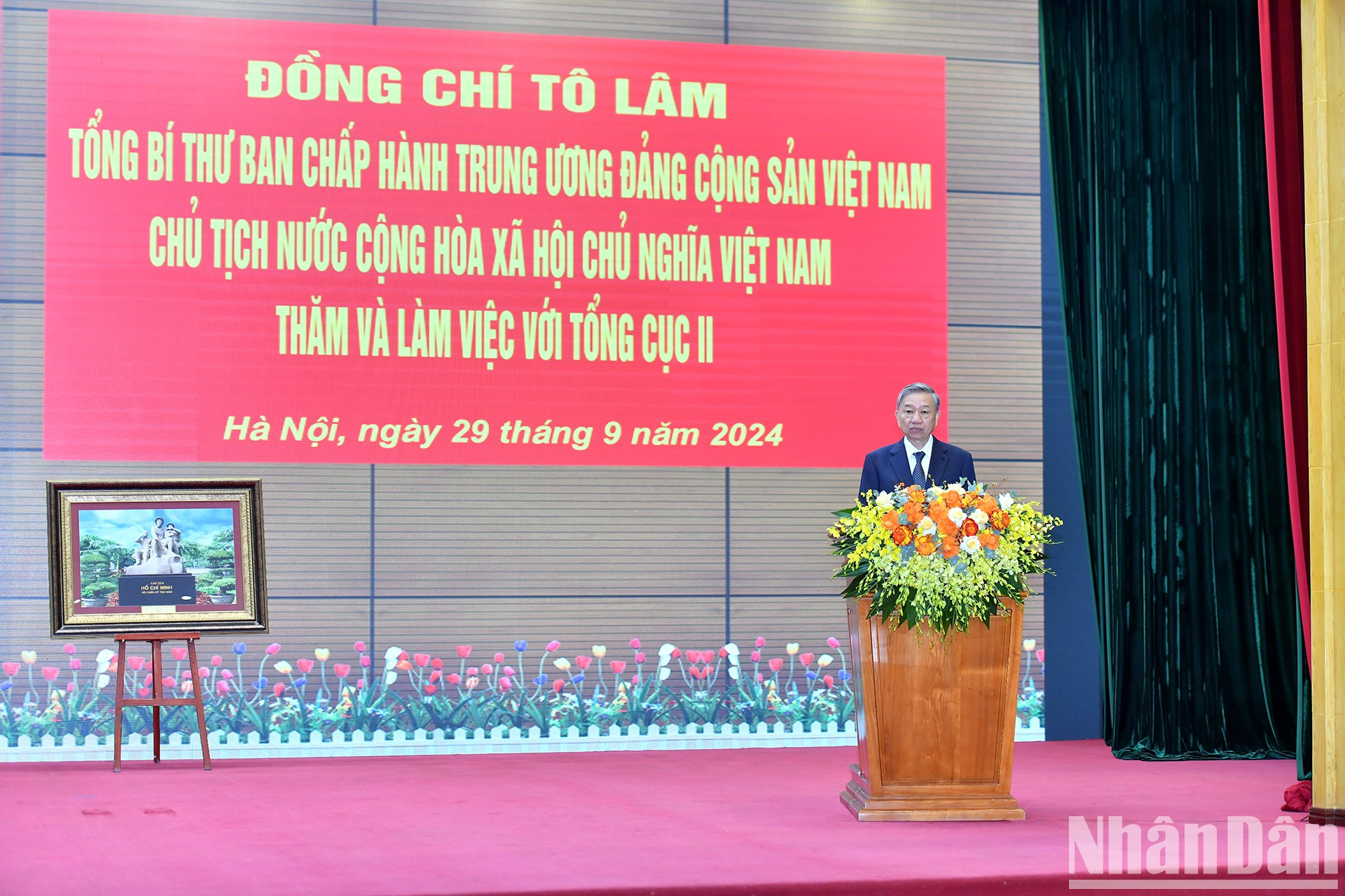 El máximo dirigente vietnamita pronuncia un discurso. El máximo dirigente vietnamita pronuncia un discurso.