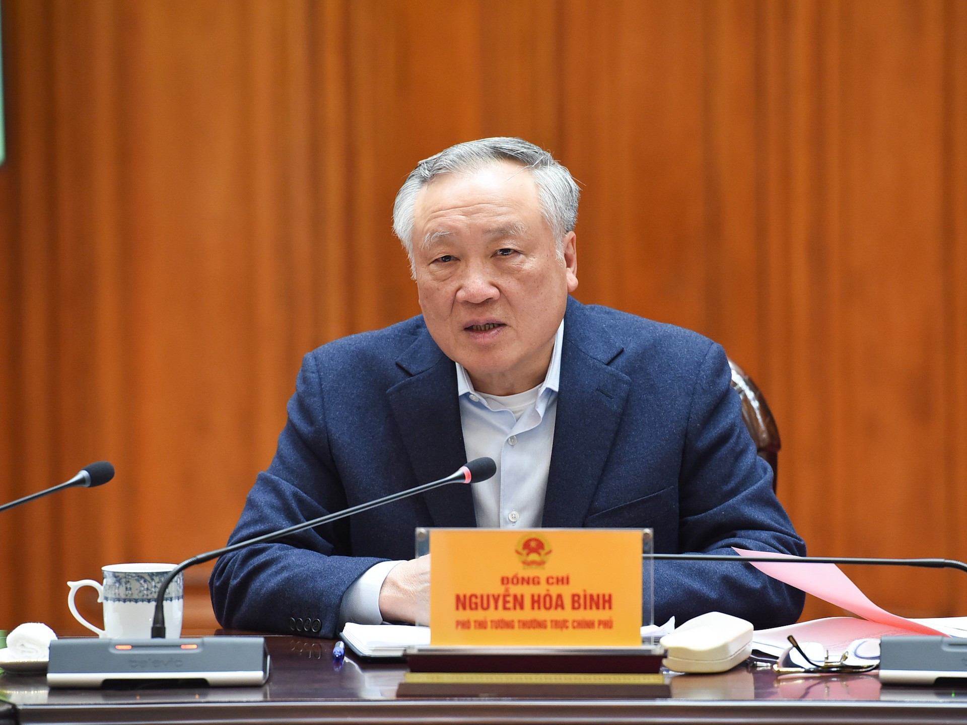 El vice primer ministro permanente Nguyen Hoa Binh habla en la cita. El vice primer ministro permanente Nguyen Hoa Binh habla en la cita.