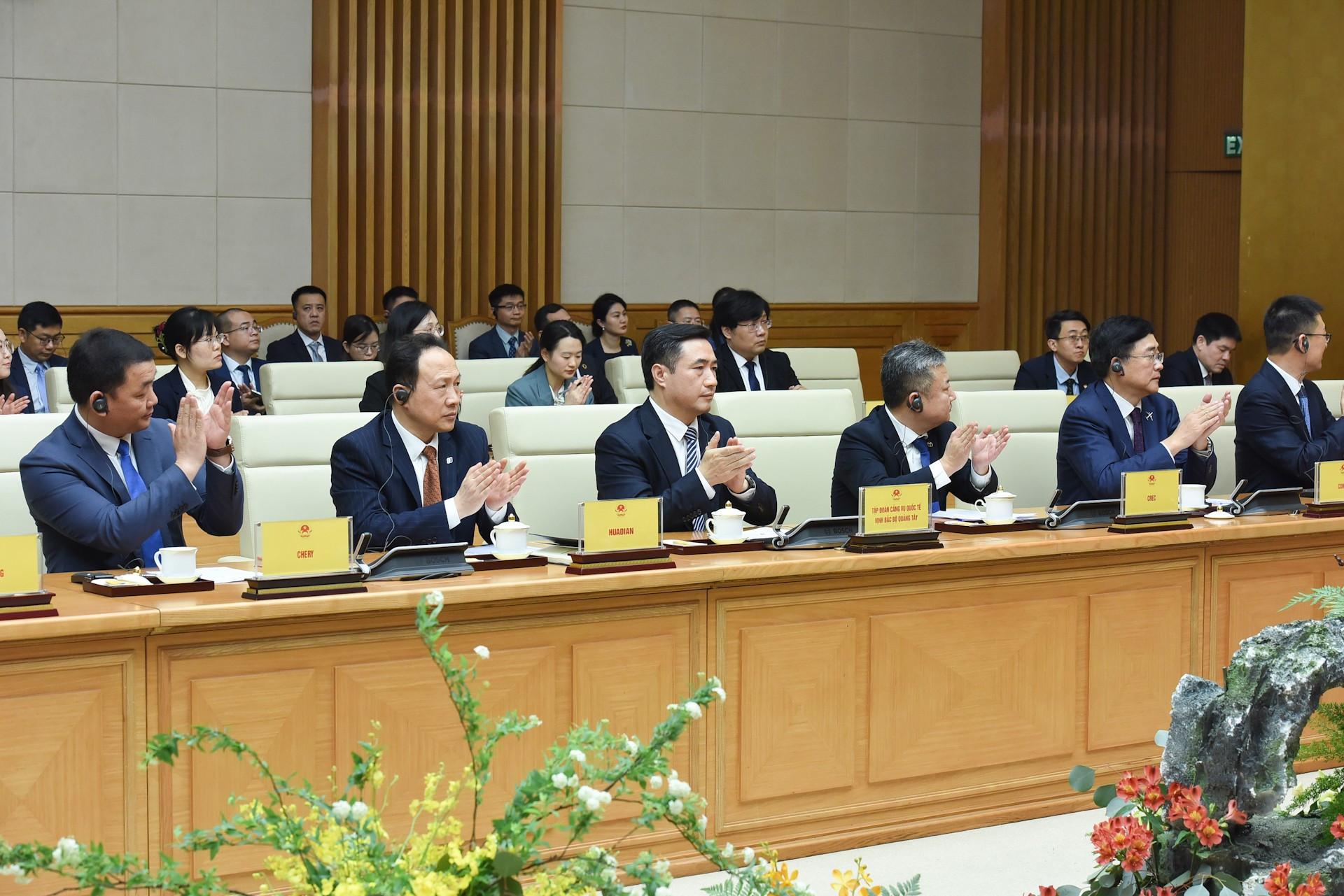 Representantes de las empresas chinas acuden al encuentro. Representantes de las empresas chinas acuden al encuentro.