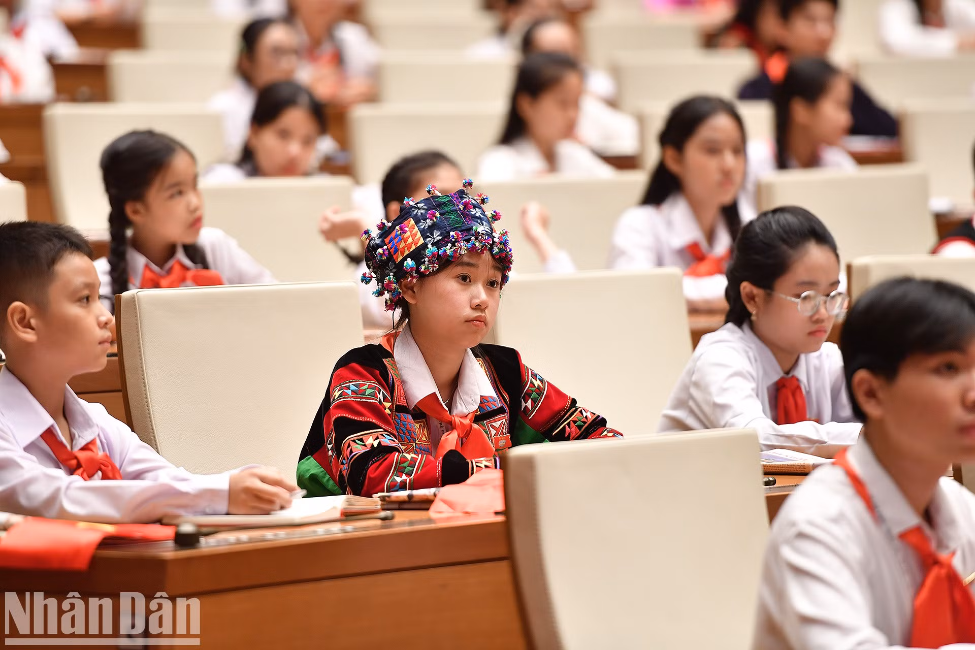 Los delegados afirman que la violencia escolar es un problema que debe eliminarse, no sólo en las ciudades sino también en las tierras altas y las zonas de minorías étnicas.