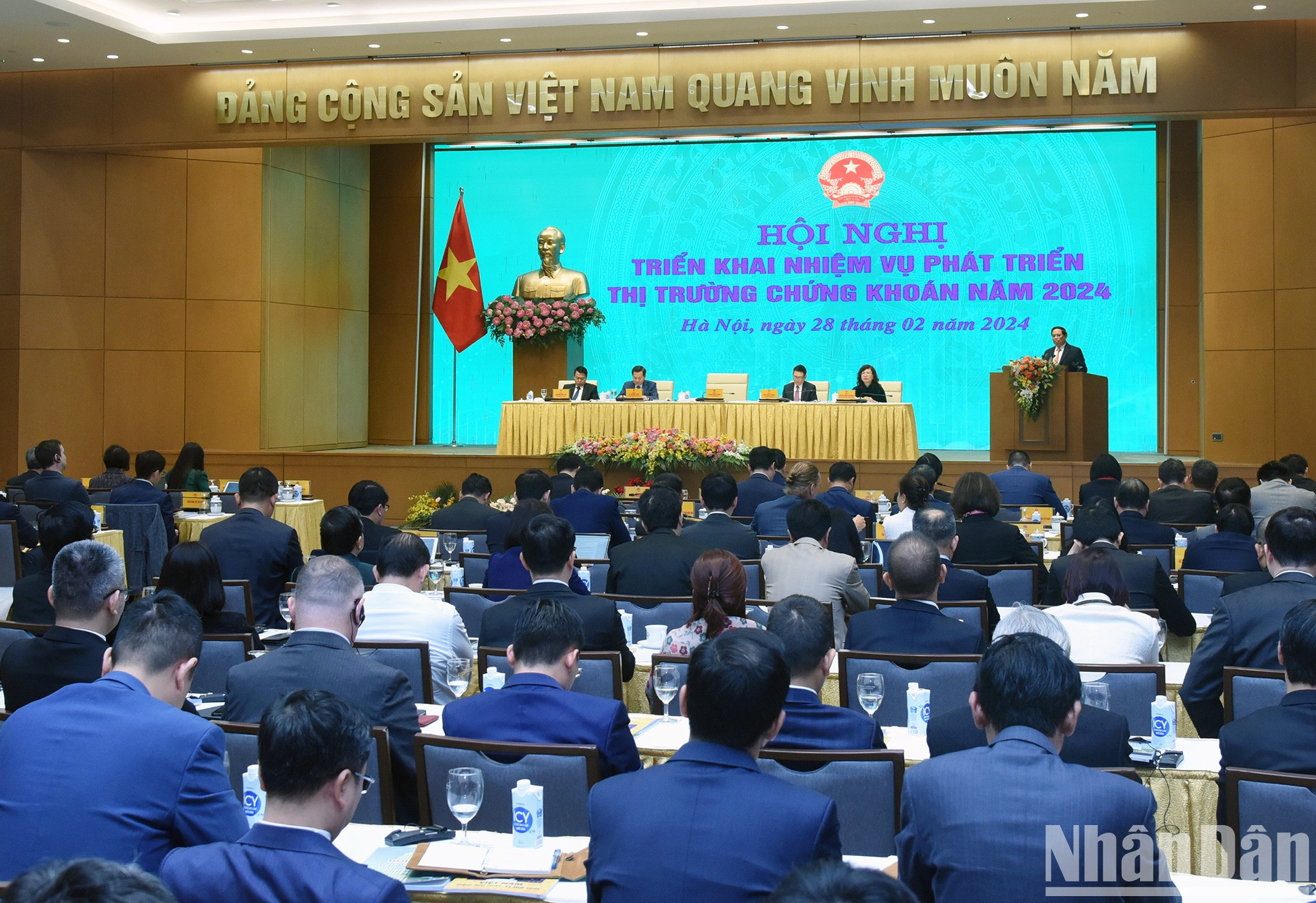 Panorama de la conferencia. Panorama de la conferencia.