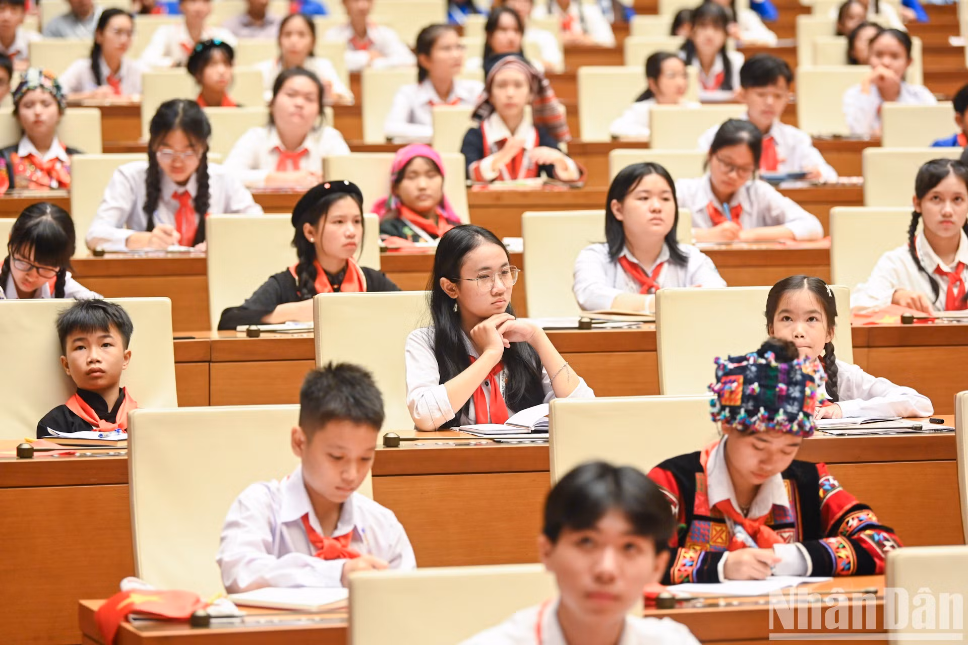 Asistentes infantiles en el evento.