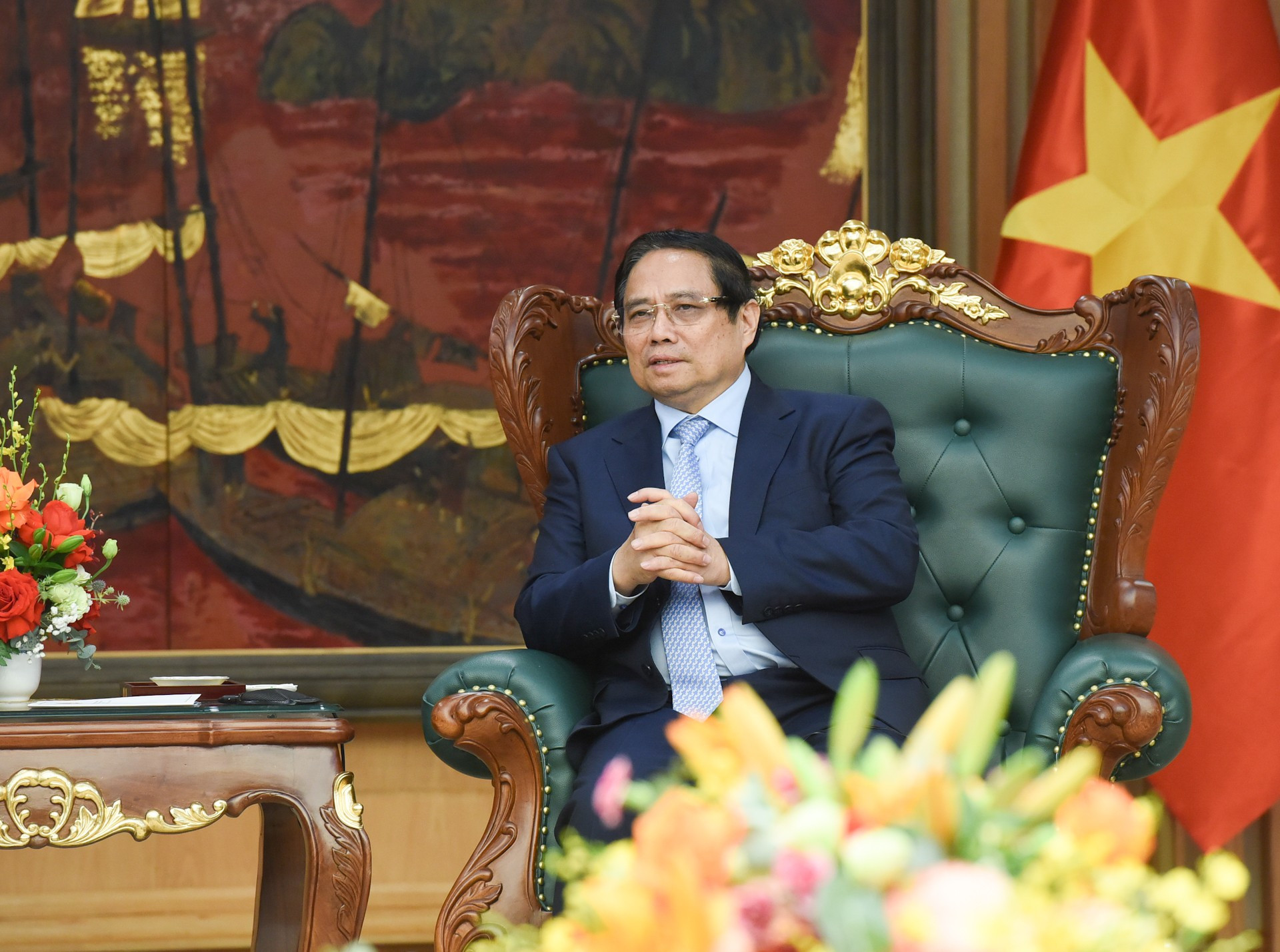El jefe del gobierno vietnamita habla en la cita. El jefe del gobierno vietnamita habla en la cita.