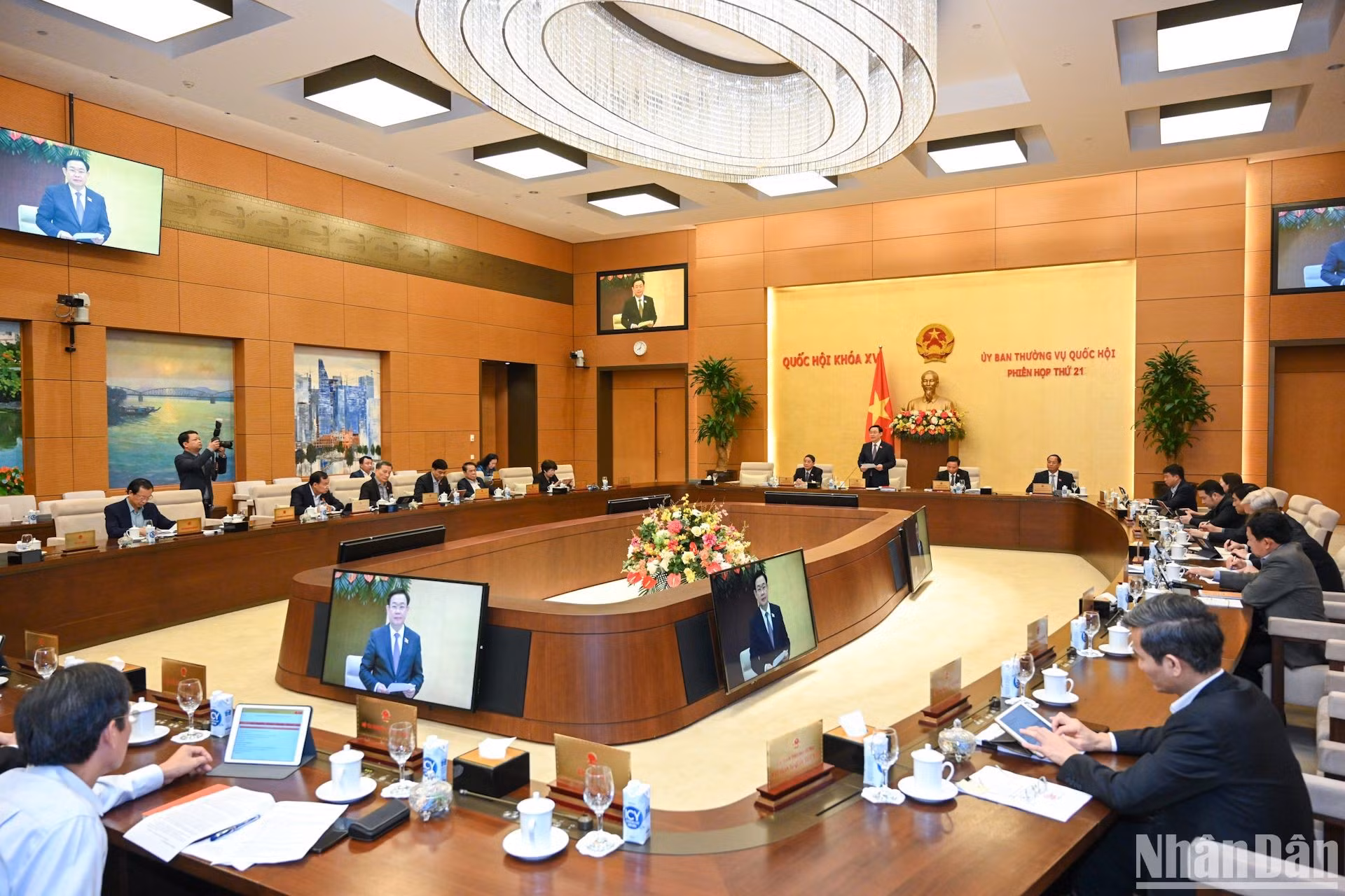 Panorama de la reunión.
