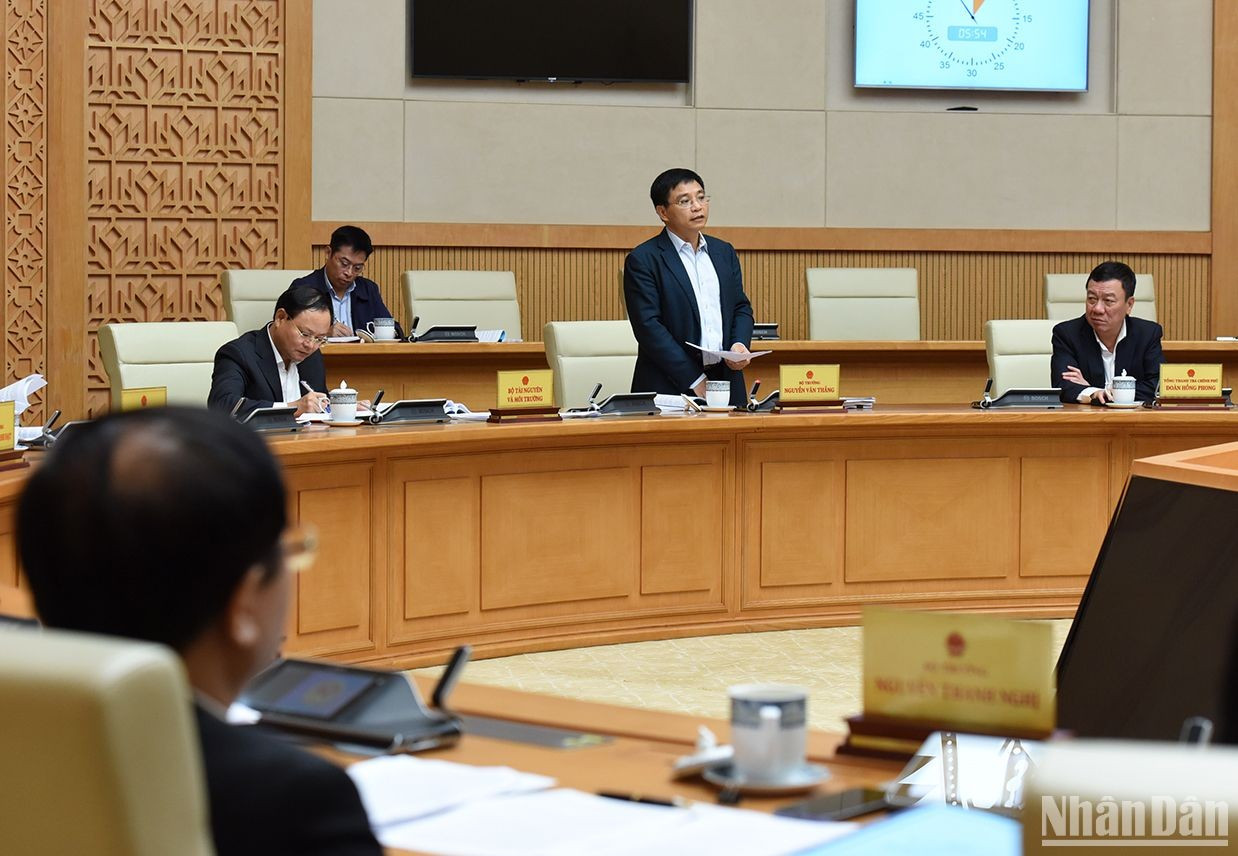 El ministro de Transporte, Nguyen Van Thang.