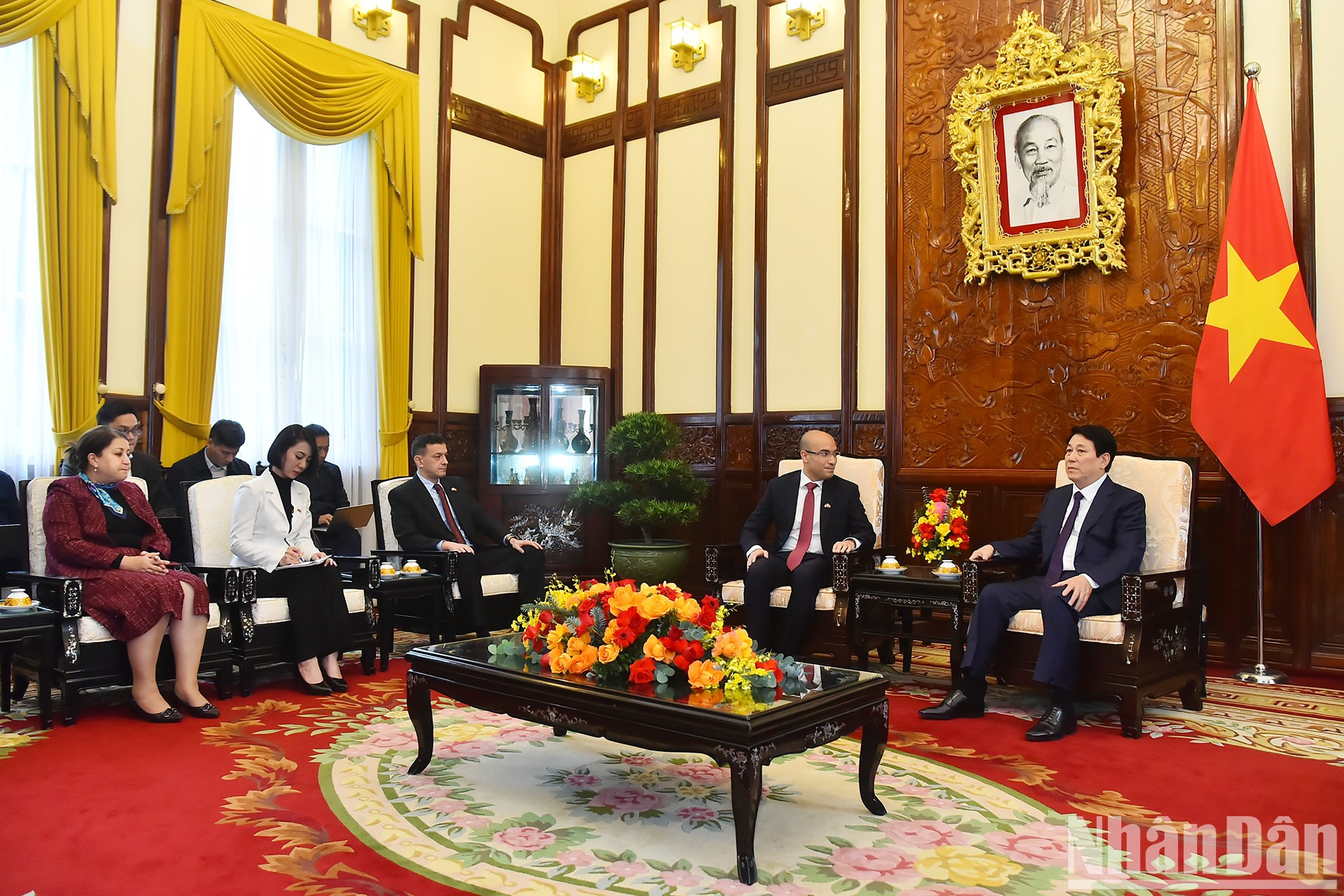 Vista del encuentro. Vista del encuentro.