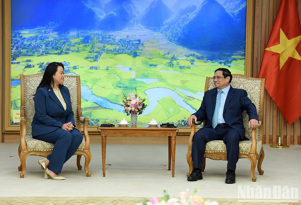 [Foto] Premier vietnamita recibe a una delegación del estado de California ảnh 2