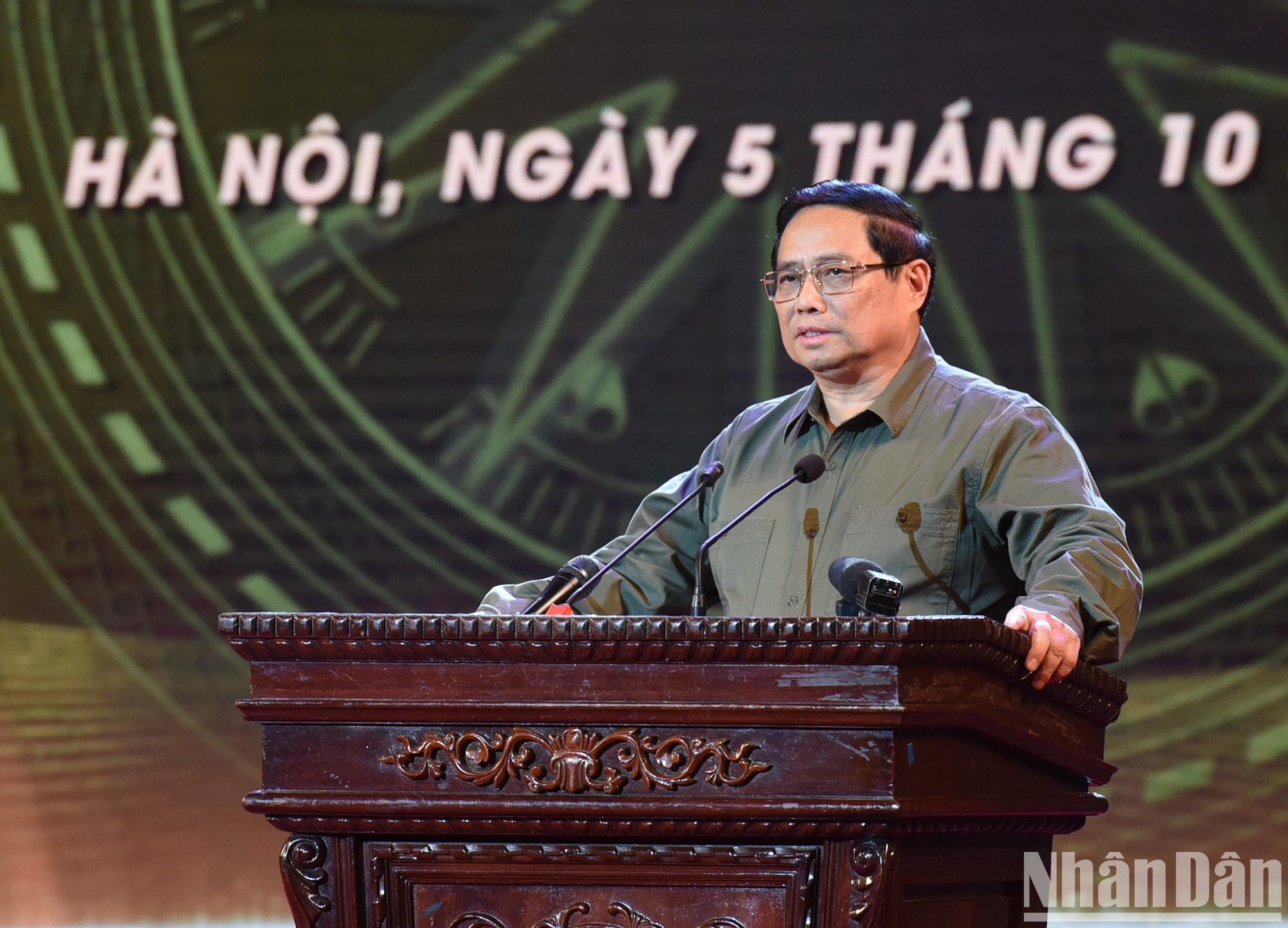 El jefe del Gobierno vietnamita, Pham Minh Chinh, habla en el evento. El jefe del Gobierno vietnamita, Pham Minh Chinh, habla en el evento.