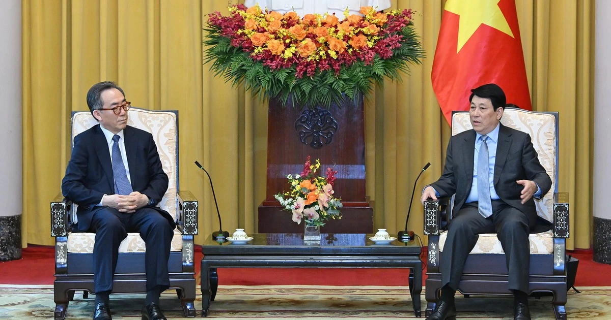 [Foto] Presidente de Vietnam conversa con el canciller de Corea del Sur