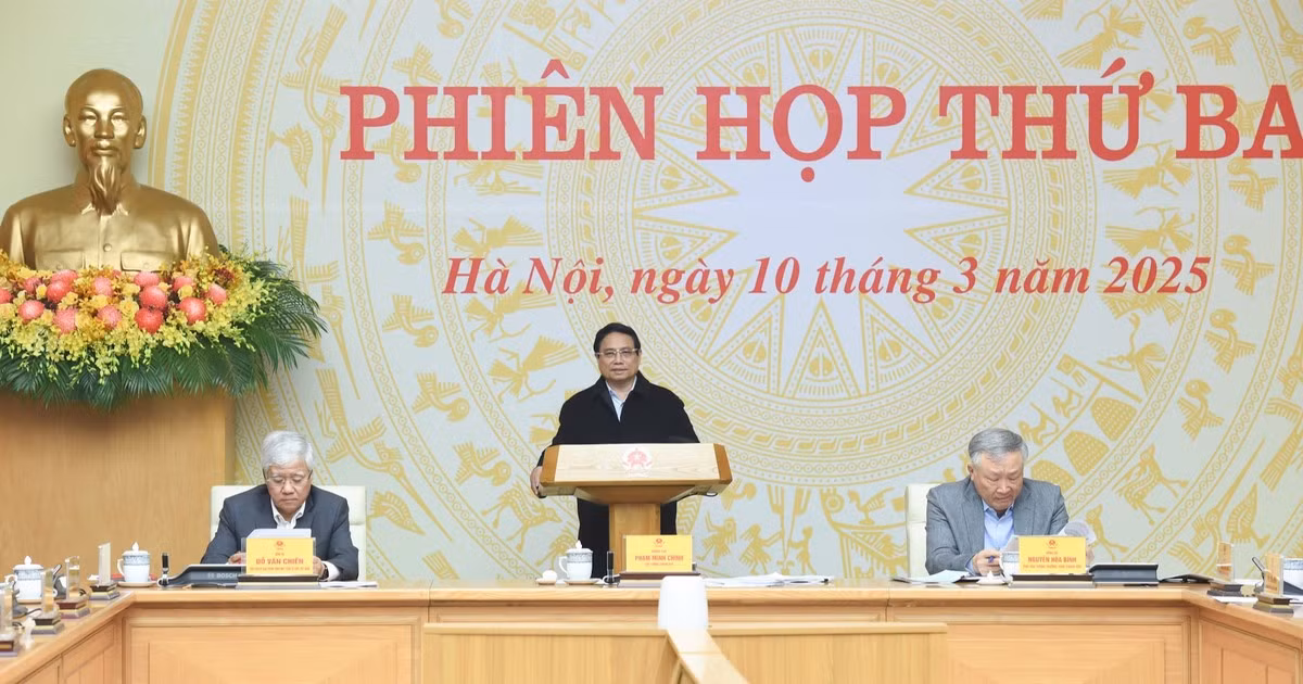 El premier vietnamita, Pham Minh Chinh, habla en el evento.