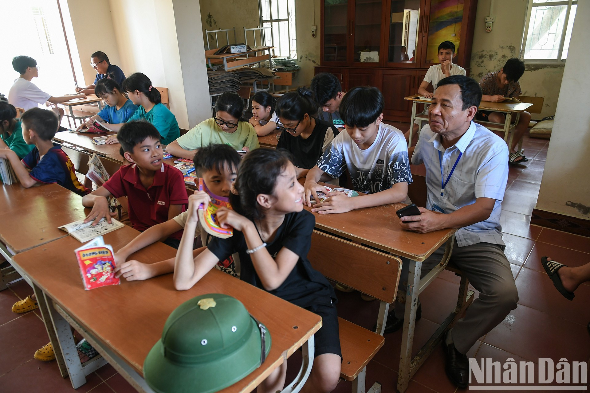 Sonrisas de pequeños ángeles en centro de protección social ảnh 6