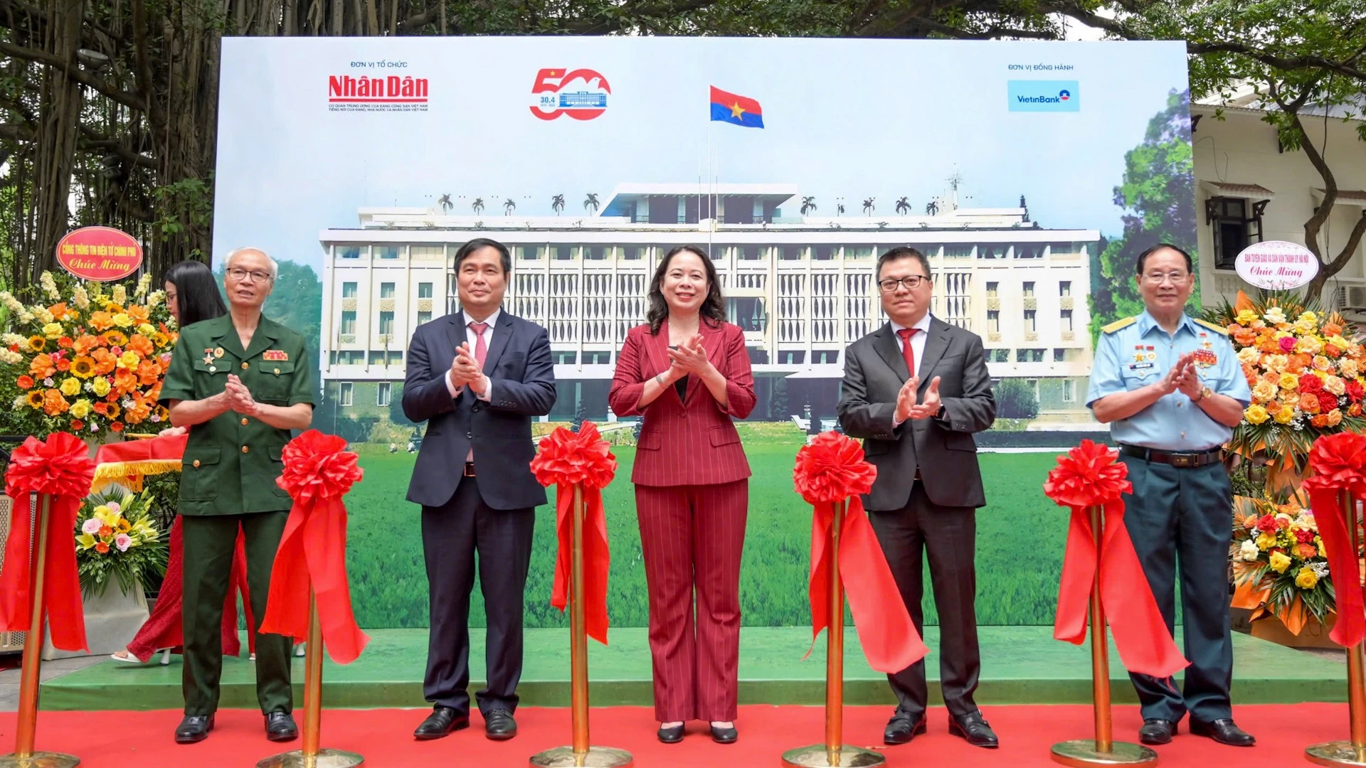 [Foto] Diario Nhan Dan pone en marcha una campaña mediática por el 50º aniversario de la reunificación de Vietnam