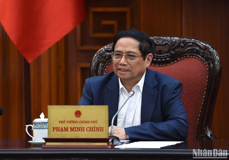 El primer ministro vietnamita, Pham Minh Chinh, habla en el evento. 