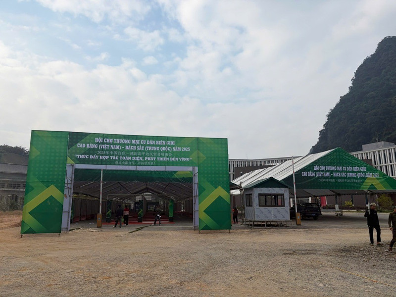 Vista del área donde se organiza la feria. (Foto: baocaobang.vn)