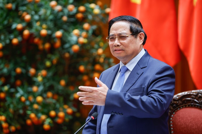 El primer ministro de Vietnam, Pham Minh Chinh, interviene en la reunión. (Foto: VGP)