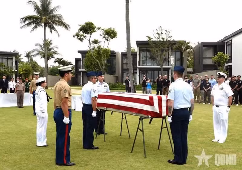 En la ceremonia. (Foto: qdnd.vn)