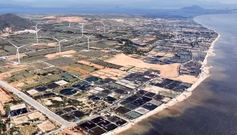Vista del emplazamiento destinado al proyecto de la central nuclear Ninh Thuan 1 en la comuna de Phuoc Dinh, provincia de Khanh Hoa. (Foto: VNA)