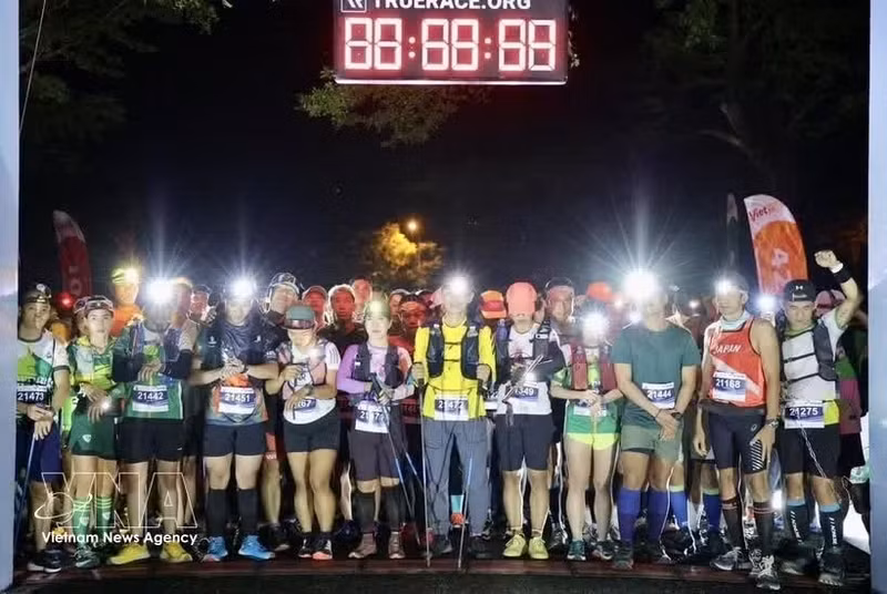 Los participantes en Vietnam. (Foto: VNA)