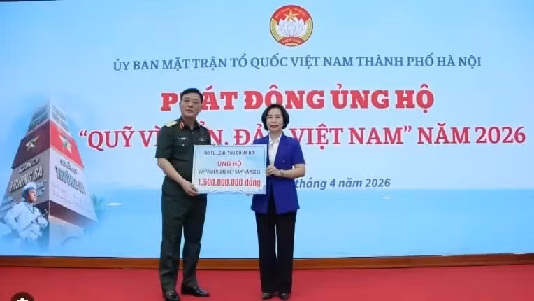 Lanzan en Hanói la campaña de recaudación de fondo por el mar de Vietnam 2026. (Foto: hanoimoi.vn)