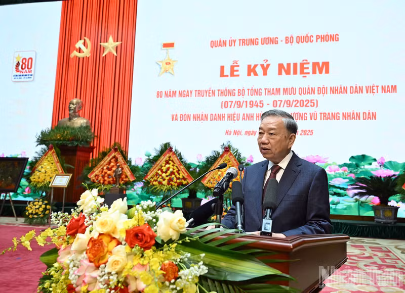 El secretario general del Partido Comunista de Vietnam, To Lam, interviene en el acto. (Foto: Nhan Dan)