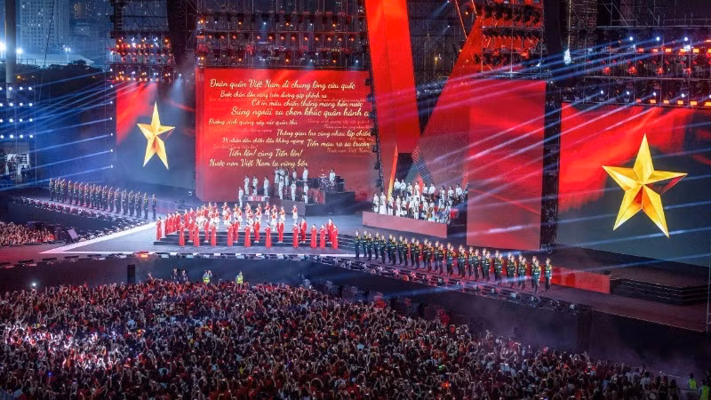 En el programa “To quoc trong tim” (La Patria en el corazón). (Foto: Nhan Dan)