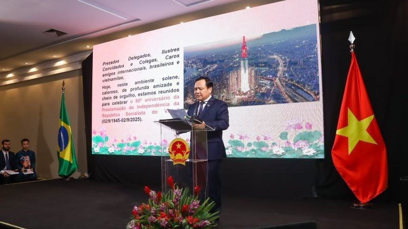 El embajador de Vietnam en Brasil, Bui Van Nghi, habla en el evento. (Foto: Embajada de Vietnam en Brasil)
