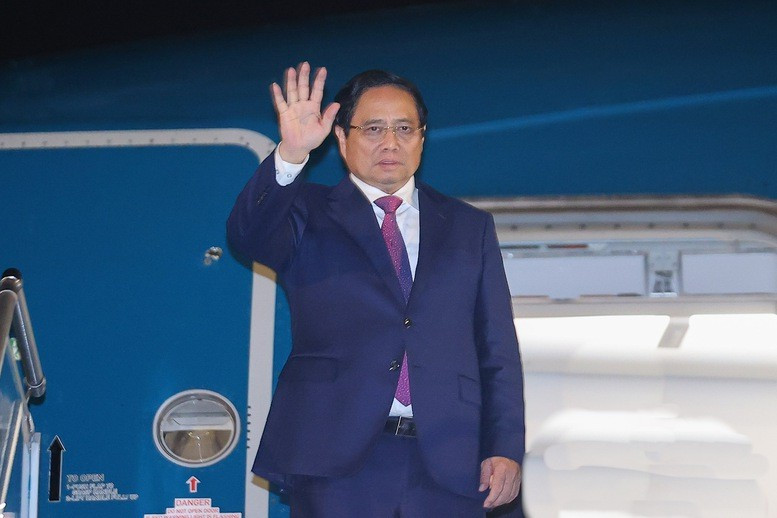 El primer ministro de Vietnam, Pham Minh Chinh, parte de Hanói hacia China para una visita de trabajo del 31 de agosto al 1 de septiembre. (Foto: VGP)