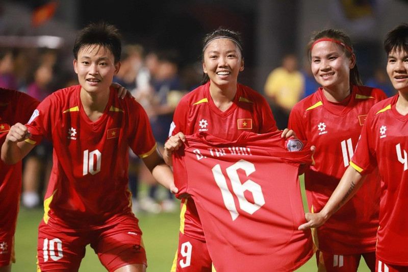 Jugadoras vietnamitas celebran el gol. (Foto: Federación de Fútbol de Vietnam)