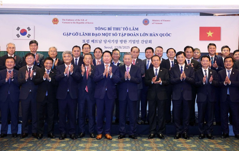 El secretario general del Partido Comunista de Vietnam, To Lam, y los delegados en la cita. (Foto: VNA)